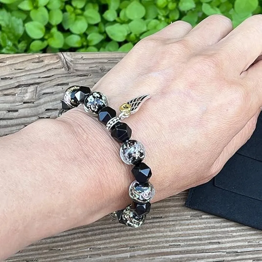 Oriental Vintage Floral Glass Bead Bracelet, Aesthetic Black Faceted Beaded Wristband with Wing Charm, Unisex Fashion Jewelry for Couples Students, 2 Pack