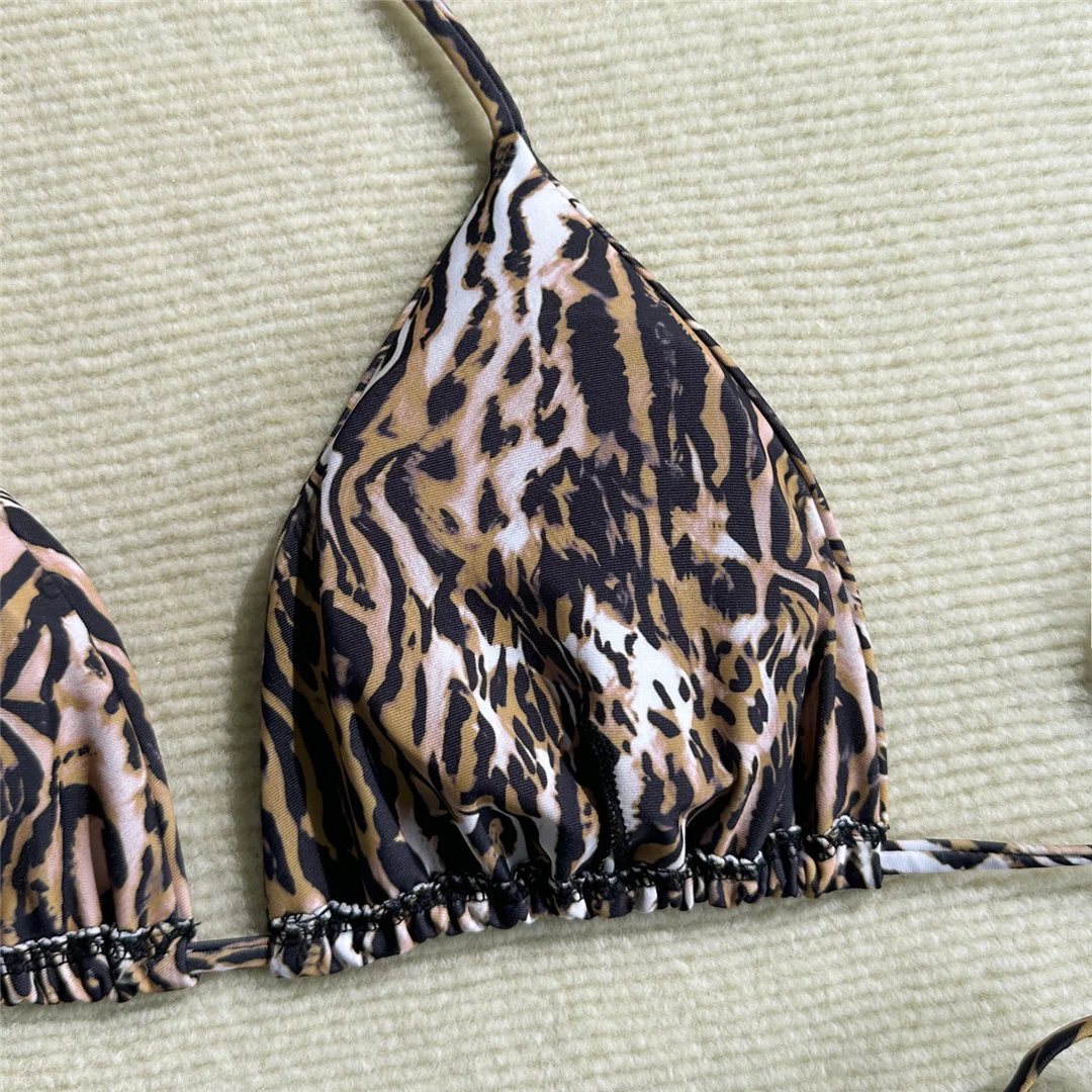 Dreiteiliges Bikini-Set mit Leopardenmuster und Sarong, Neckholder-Bikini, Damen-Badeanzug, gepolsterter Badeanzug, Badebekleidung, Schwimmbekleidung V7845 – Detail 8