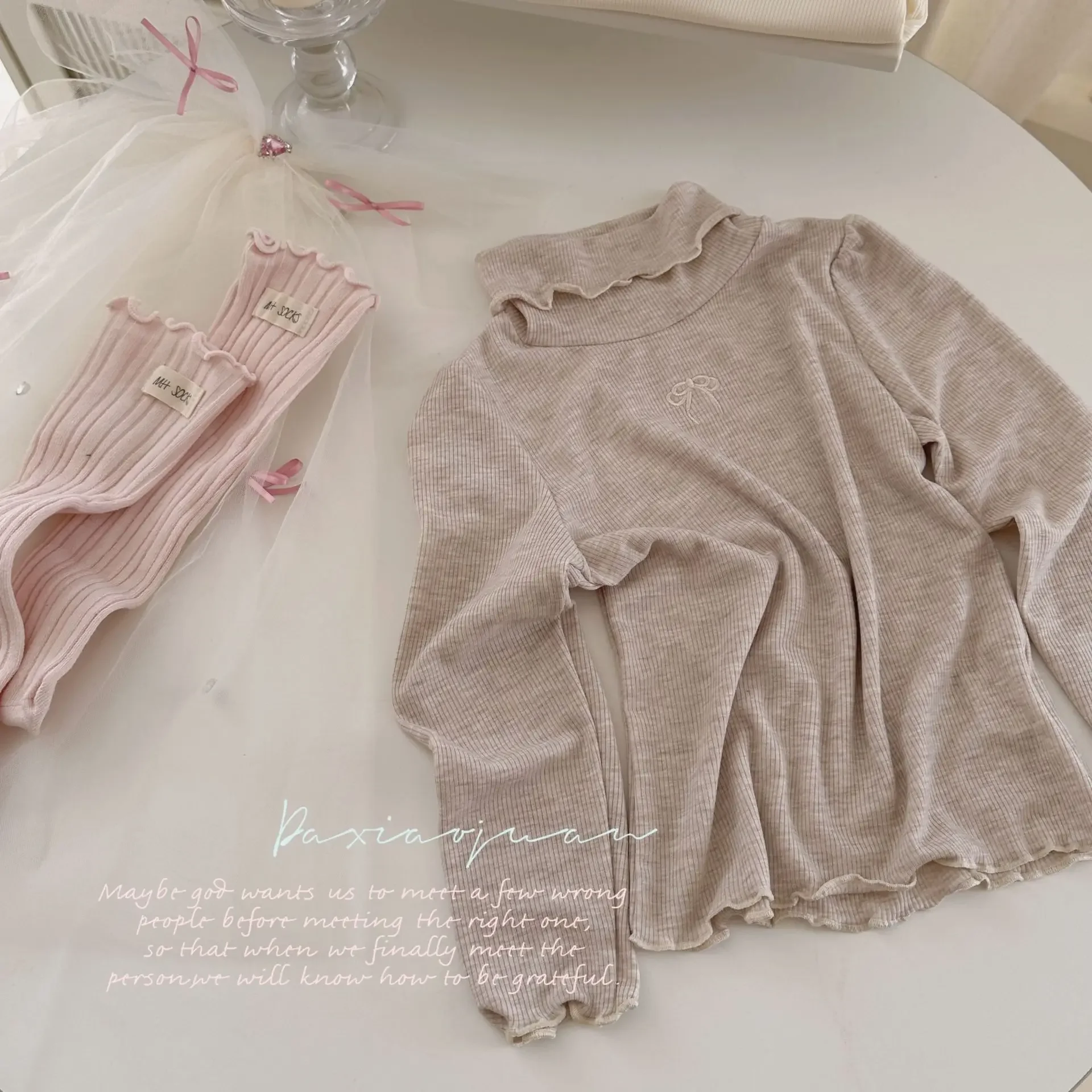 Undershirt Autumn New Children Clothing Girl Bow Flower Edge Bottom Layer Shirt Solid Color Tops Simple 2024 Bows Fashion