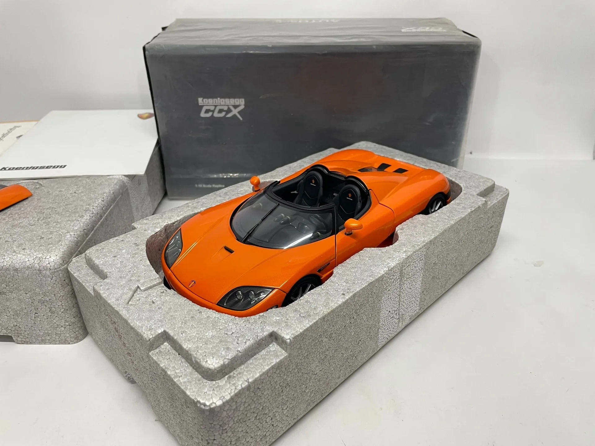 

Autoart 1:18 CCX Orange Simulation Limited Edition, все открытые металлические статические модели автомобиля из сплава, игрушка в подарок