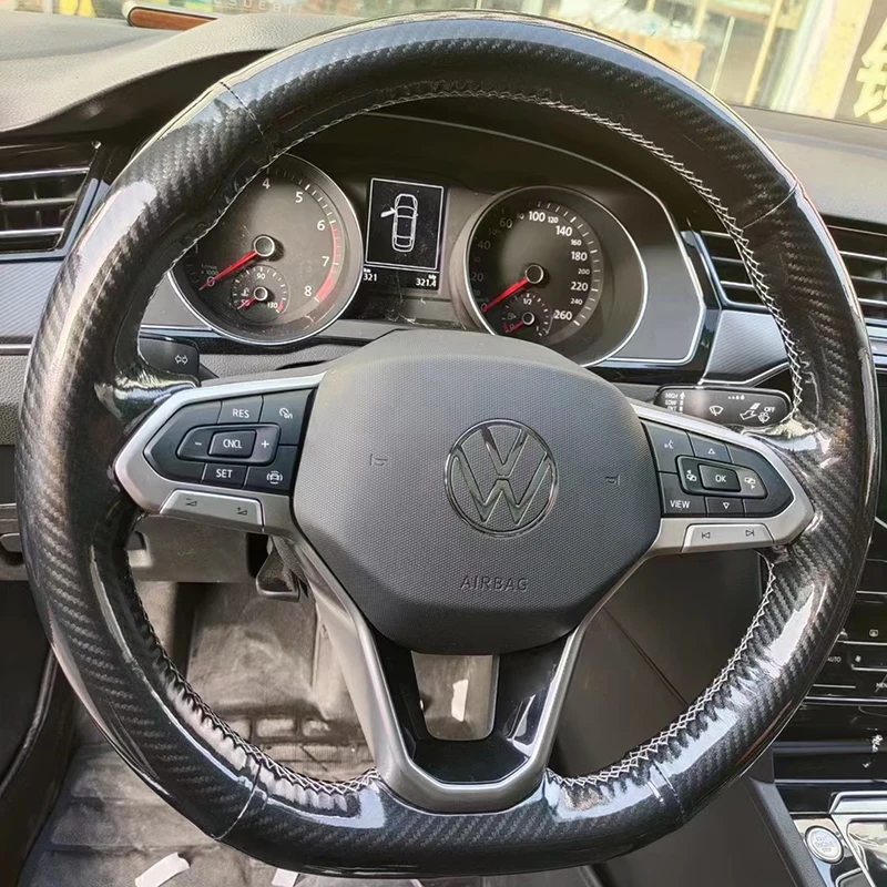 

100% подходит для Volkswagen VW Passat B8 2019-2022 Golf 8 2020-2022, прошитый вручную чехол на руль автомобиля из углеродного волокна