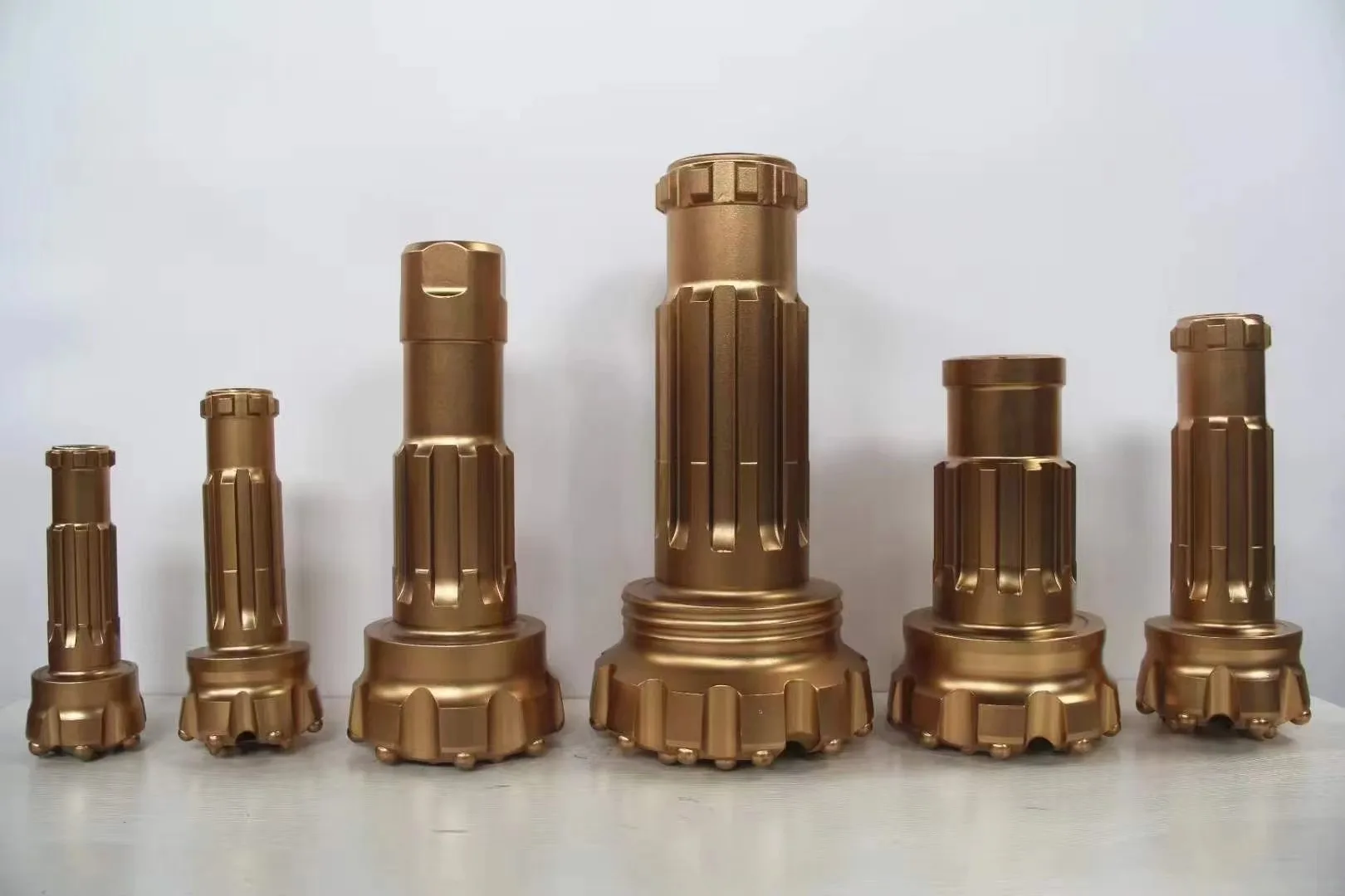High-Pressure DTH Bit Carbide Button Bits for Ore Mining New Drilling Tool for Water Well Drilling Quarry Mineral Exploration