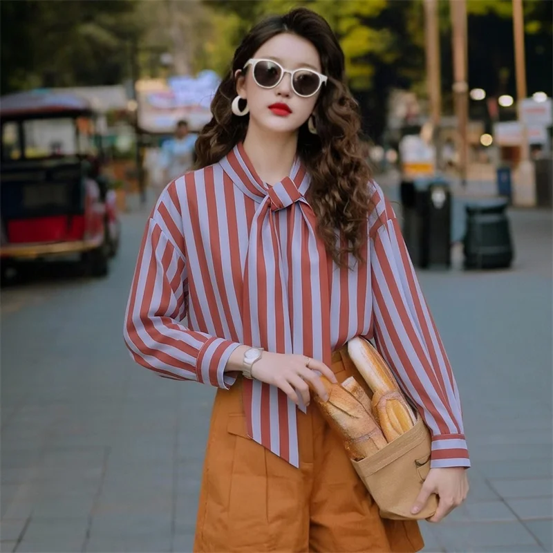 

2026 New Women's Fashion Casual High Street Stylish Elegant High Neck Tie Red and White Striped Shirt