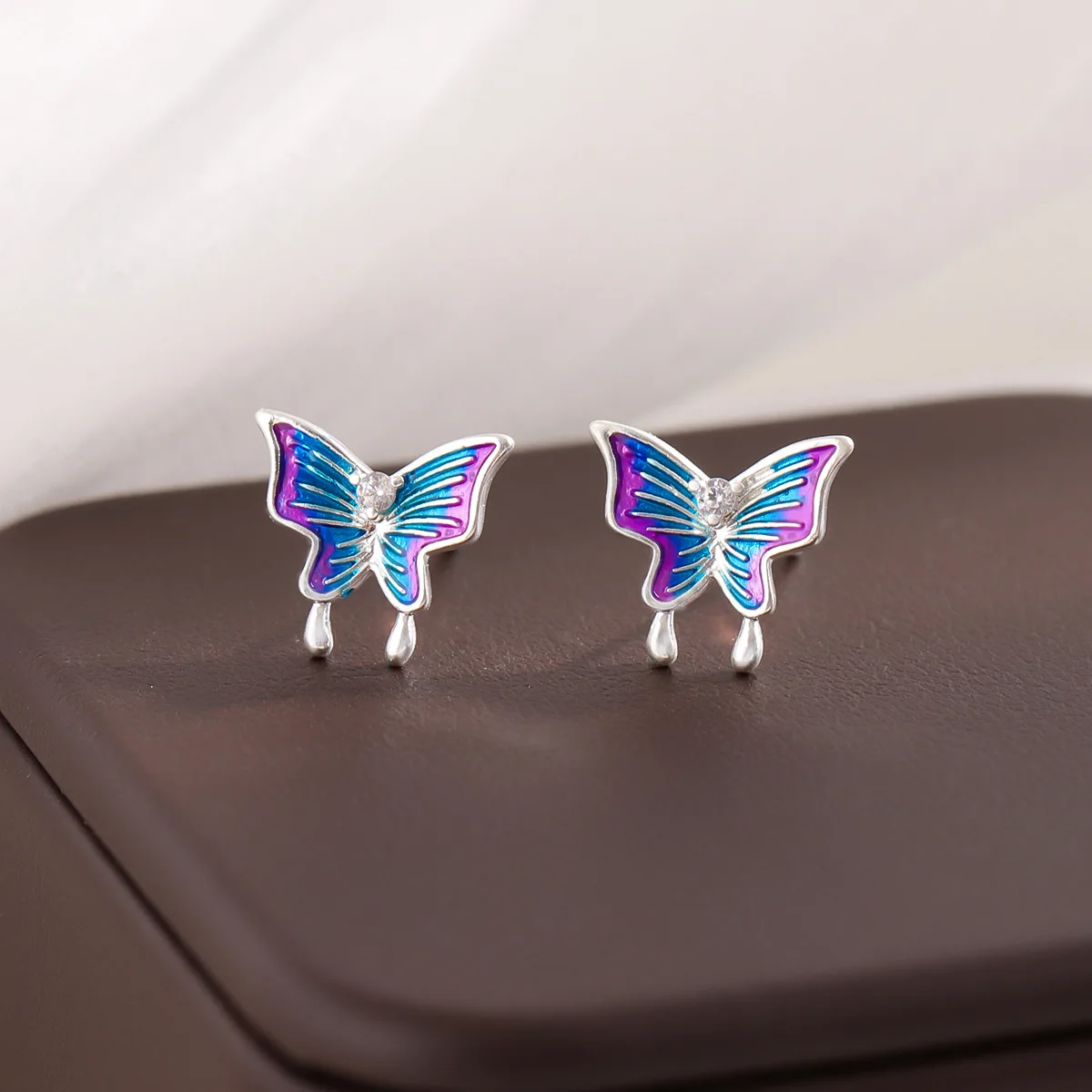 Fashion Creative Colorful Butterfly Thread Single Diamond 925 Sterling Silver Jewelry Temperament Stud Earrings E310
