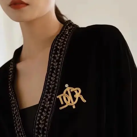 Oil Dripping Teddy Bear Brooch for Women Korean Light Luxury Inlaid Rhinestone Brooches Girl Cute Accessories Gifts Wholesale Best5 Oil Dripping Teddy Bear Brooch for Women Korean Light Luxury Inlaid Rhinestone Brooches Girl Cute Accessories Gifts Wholesale Best5