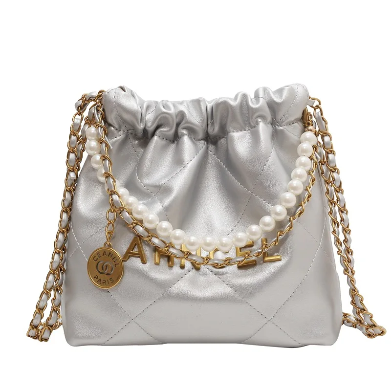 2024 New Spring and Summer Small Fragrance Style Popular Versatile Diamond Chain Bag Messenger Bag Pearl Popular Bucket Bag