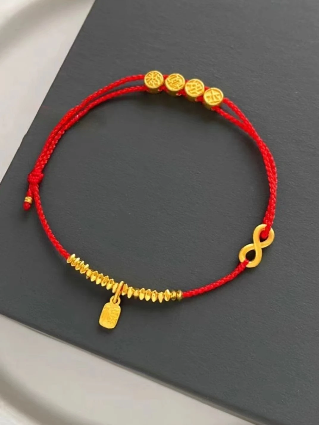 Ping an Xile Year-Old Jin'an Blessing Card Red Rope Braid Broken Gold Bracelet Female Special Interest Light Luxury Fashion New