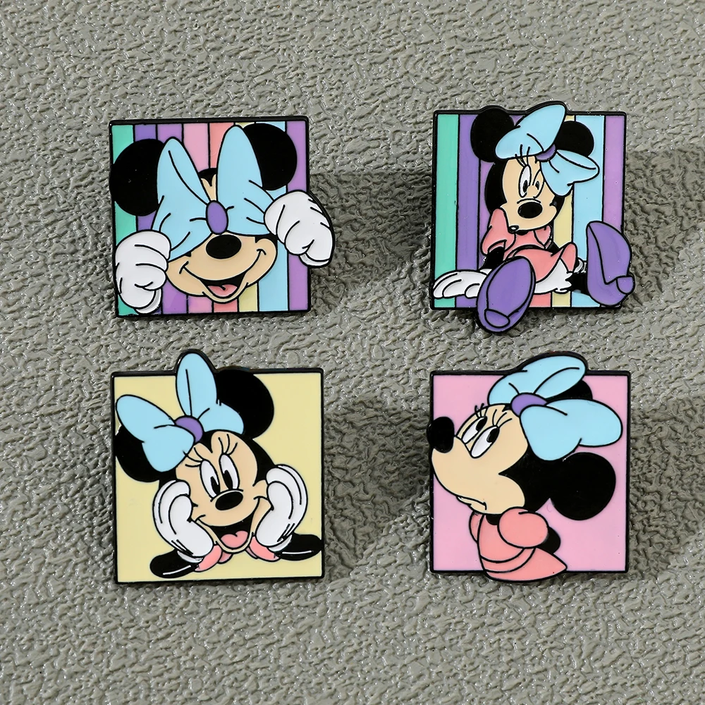 4 pcs Kindheit Cartoon Animation Brosche niedlichen Mickey Mouse Emaille Pin Rucksack Kleidung Schmuck Metall Abzeichen Zubehör