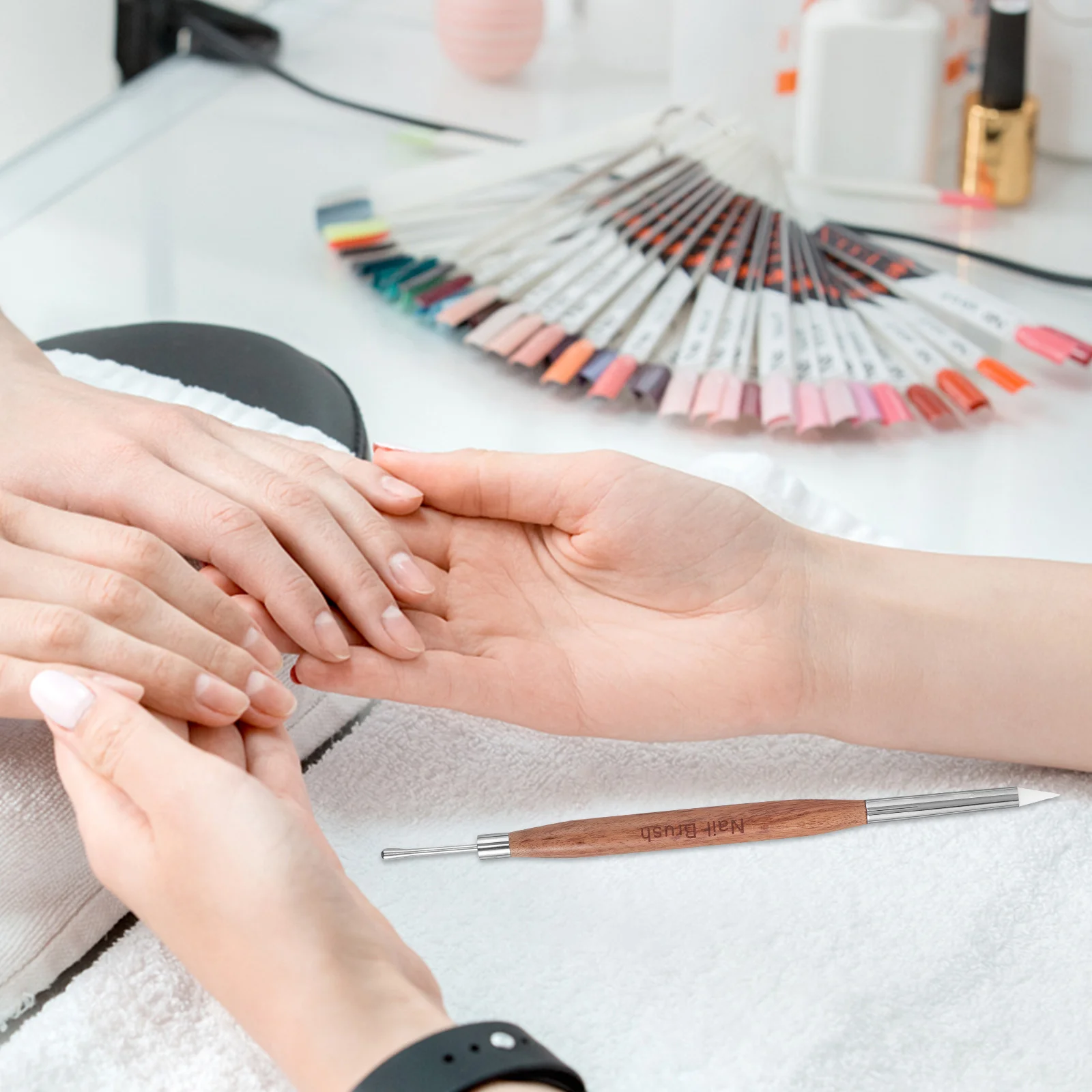 

Dual Head Nail Art Pen Light Brown Multifunctional Gel Mixing Dotting Tool Silicone Tip Nail Design Brush For Salon Home
