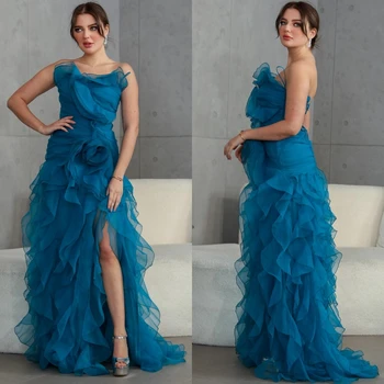 Abito da occasione su misura senza spalline a trapezio per celebrità con pieghe a fiori in organza personalizzato Abiti lunghi dell'Arabia Saudita