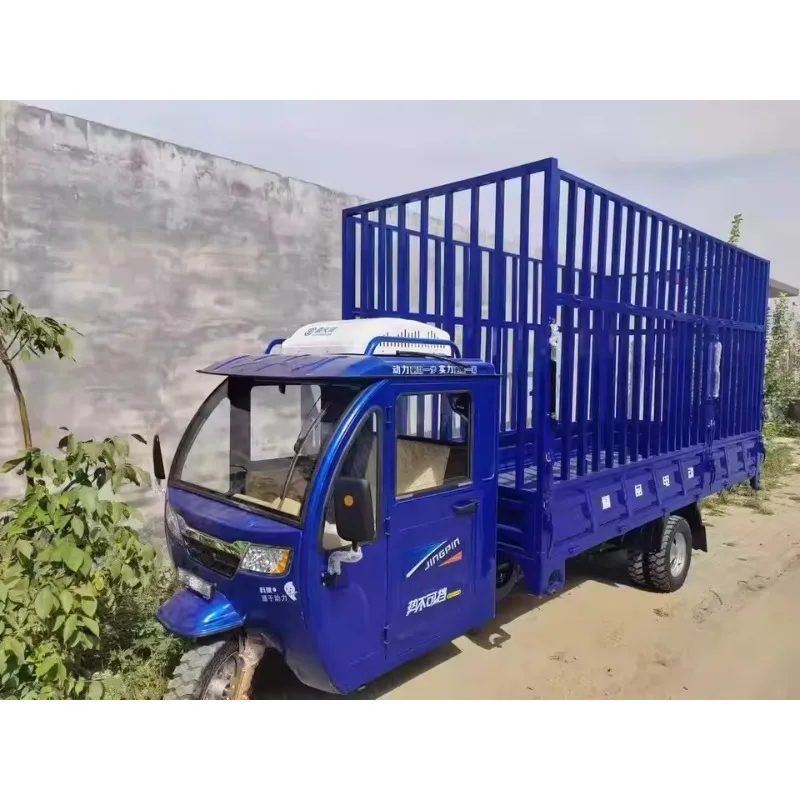Electric Cargo Tricycle 1000W 60V Enclosed Body For Commercial Delivery 400KG Load Capacity 30-70KM/H Speed - view 4