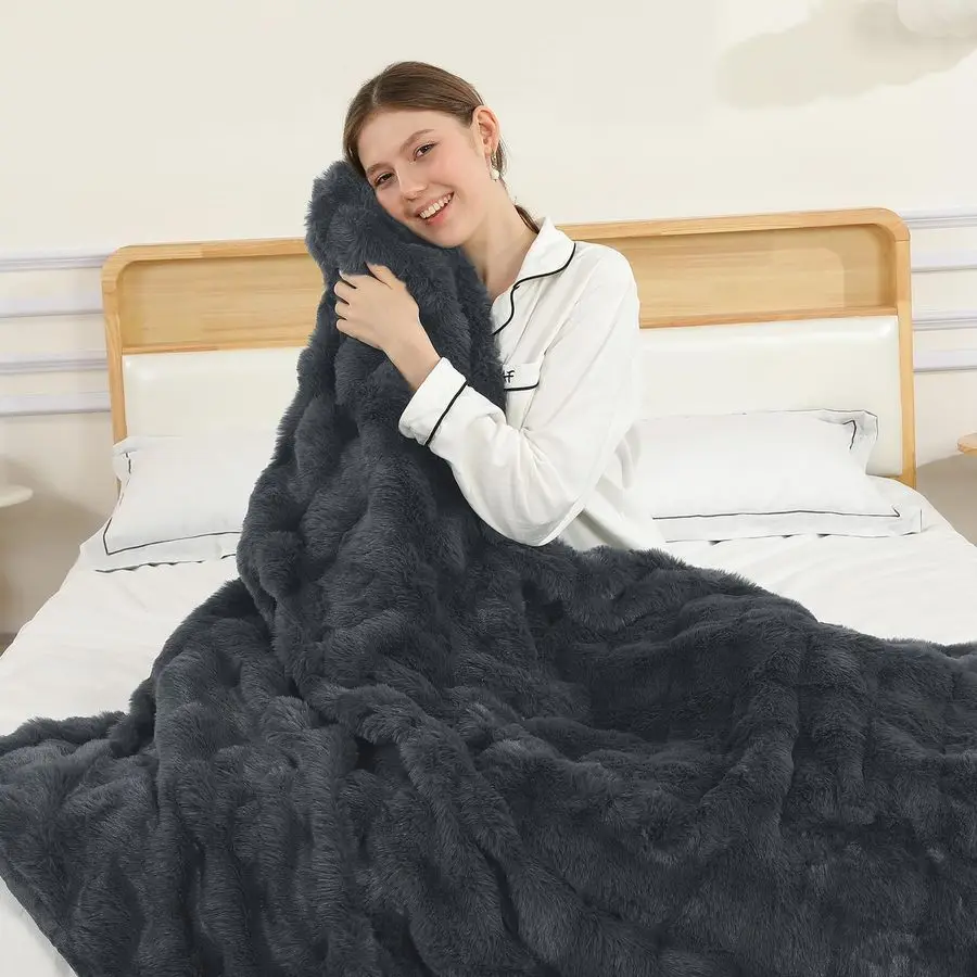 

Blanket Throw Electric Throw Blanket,Luxury Faux Fur amp Thick Bubble Electric Throw Blanket with 6 Heating Levels amp 4 Hours A