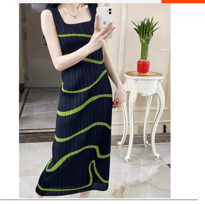 

HOT SELLING Miyake Fashionable stripe print sleeveless square collar long dresses IN STOCK