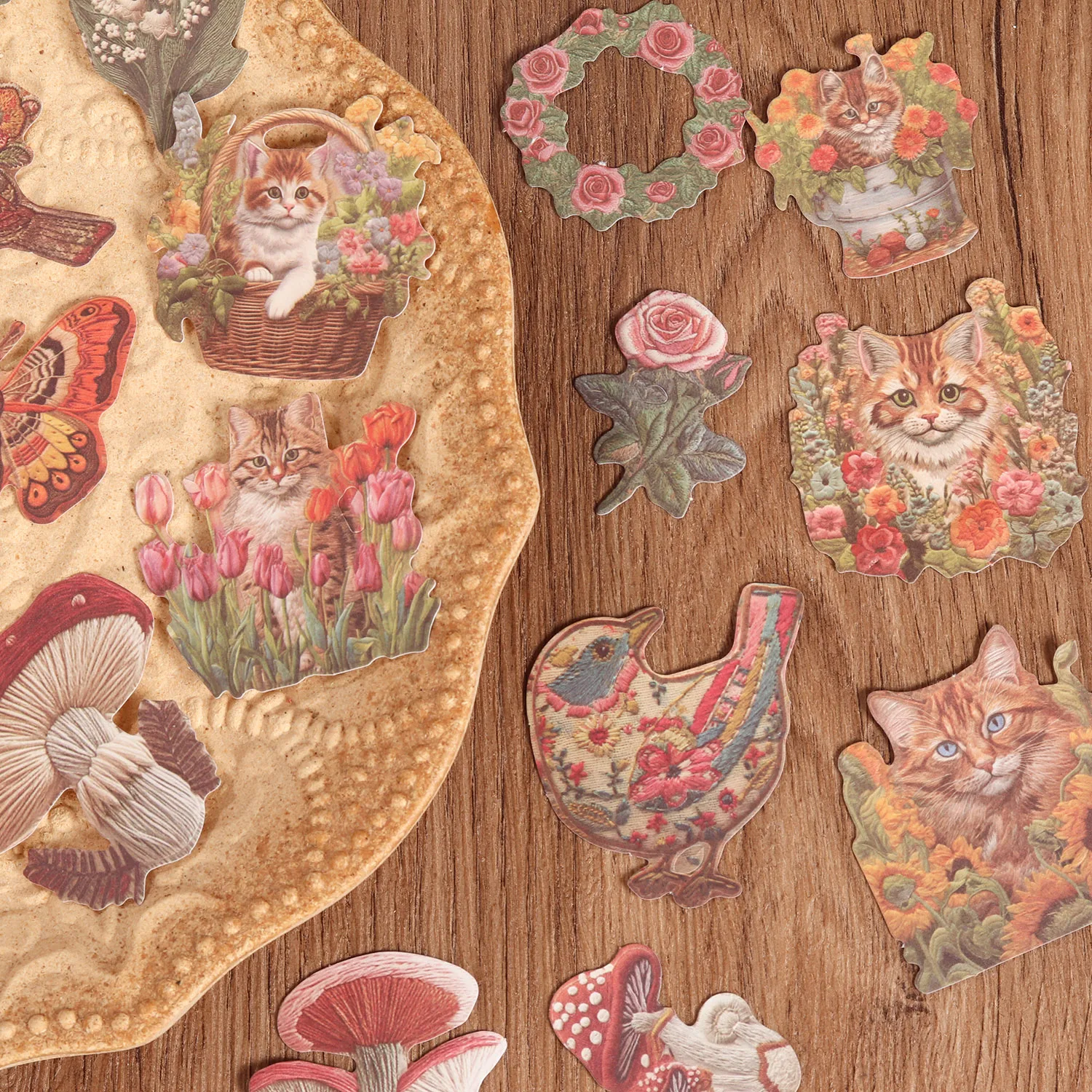 30 Stück Vintage-Pilzblumen, unregelmäßig strukturiertes Scrapbook-Aufkleberpaket, für Junk Journals, Scrapbooking-Zubehör, Papierhandwerk – Detail 3