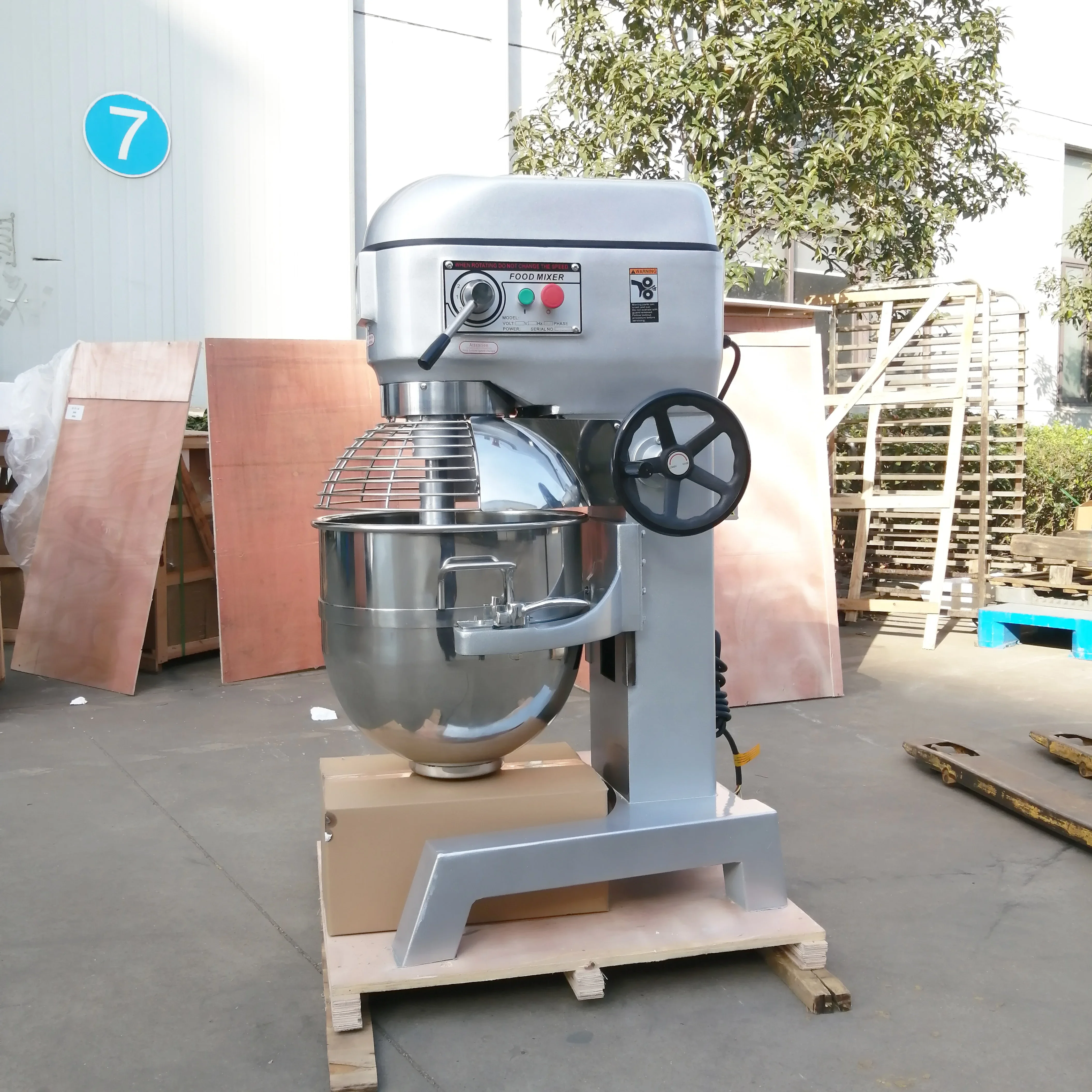 Commercial Automatic 30l Planetary Stirrer Food Mixer Machine Small Size Bakery Dough Mixer Machine