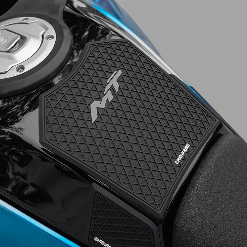 

Для CFMOTO 450MT мотоциклетный резиновый топливный бак, красочные защитные накладки, наклейки, украшения, аксессуары для мотоциклов, выбор