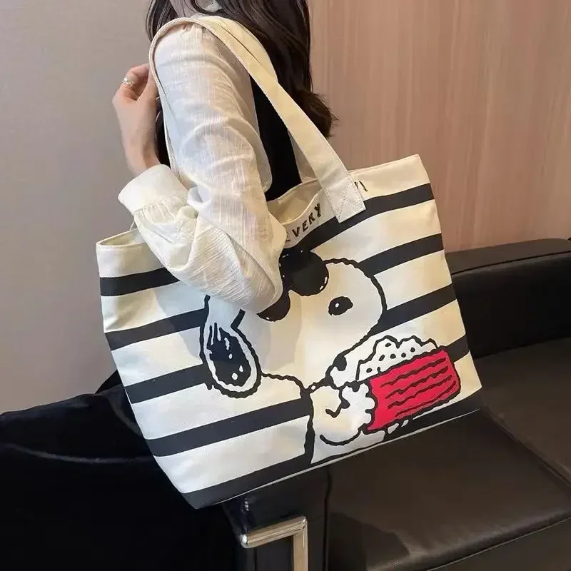 Snoopy Cute Kawaii Large Capacity Canvas Bag Female Minnie Mouse Student Book Commuting Pregnancy Checkup Tote Bag New Style