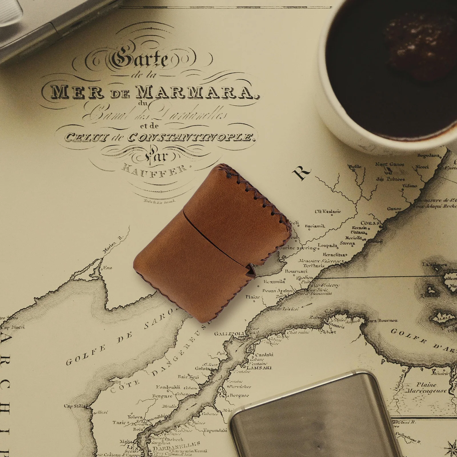 Durable Cattlehide Lighter Case Vintage Finish Pouch for Cigarette Lighter Scratch Drop Protection Everyday Use