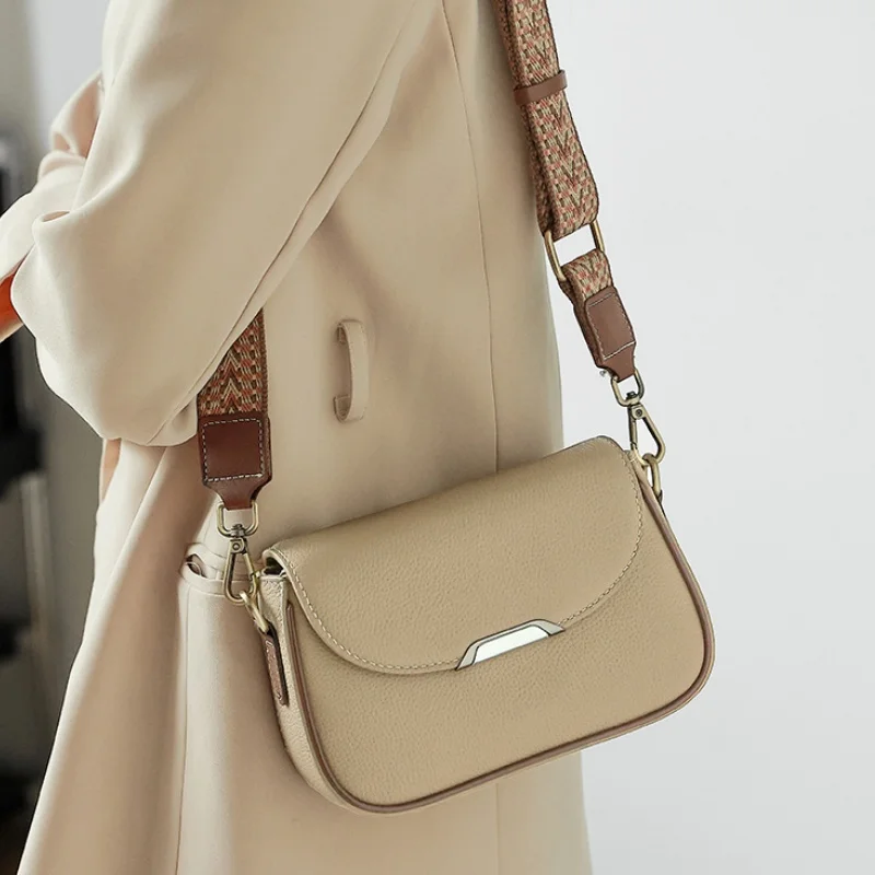 

Женская сумка через плечо из коровьей кожи, женские сумки на плечо для отдыха, женские легкие роскошные сумки из воловьей кожи в стиле ретро, маленькие квадратные сумки