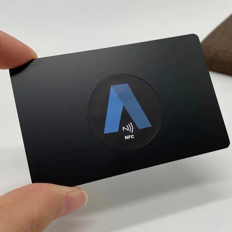 Kundenspezifisches Produkt Smart Metallic Thick Name Metal NFC Visitenkarte RFID