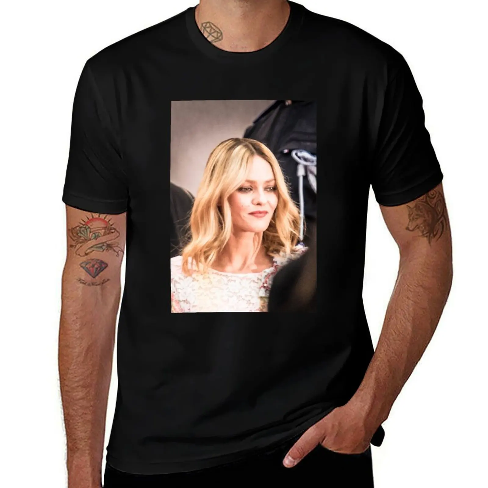 

Vanessa Paradis actress 69e Festival de Cannes Premium Scoop T-Shirt quick-drying vintage anime shirt men t shirt