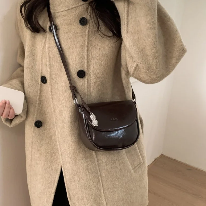 

Fashion-Forward Ladies Handbag Crafted From Wildcat-Print Leather Featuring High-End Slovakia Lightweight Soft Modern Look​