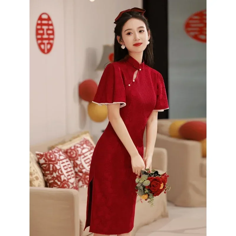 Cheongsam Slim Retro en dentelle rouge pour femmes, vêtements de performance, robe de mariée de soirée de style chinois, Qipao d'été, vente en gros, 03