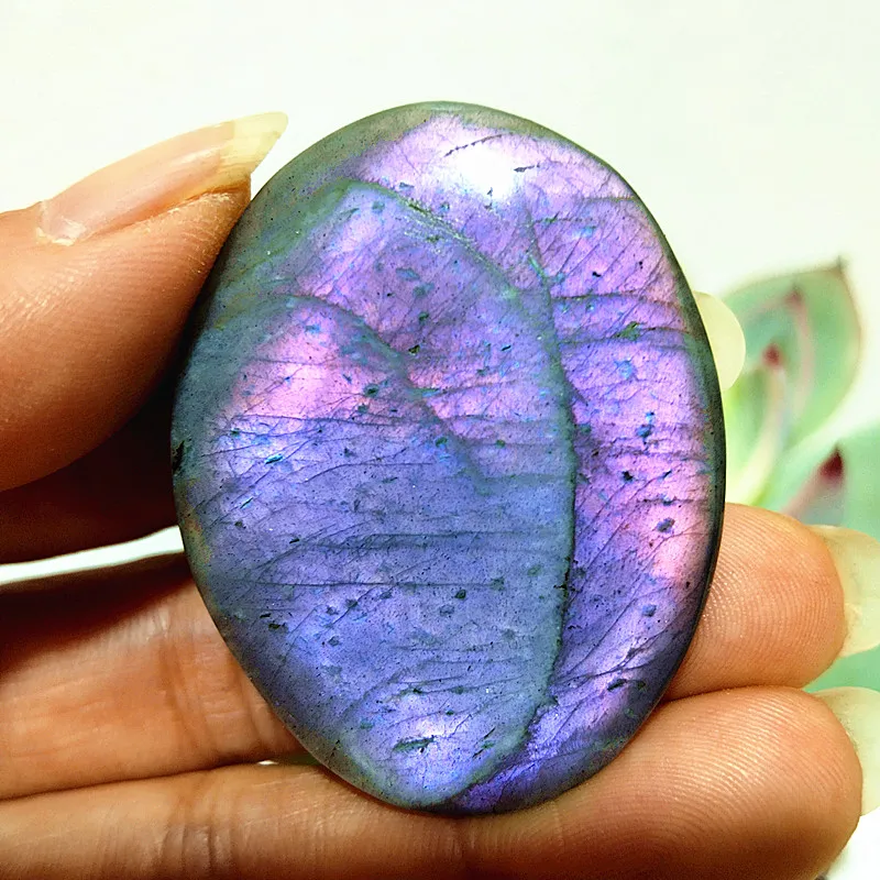 Natural Purple Labradorite Crystal Palm Stone Room Decor Gemstone Labrador Ornament Sorcerer Chakra Spiritual Meditation Healing