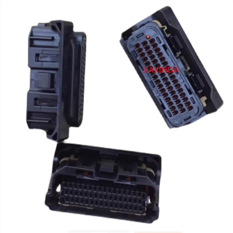 

48ZRO-B-1A(N) Car connector plastic housing cover