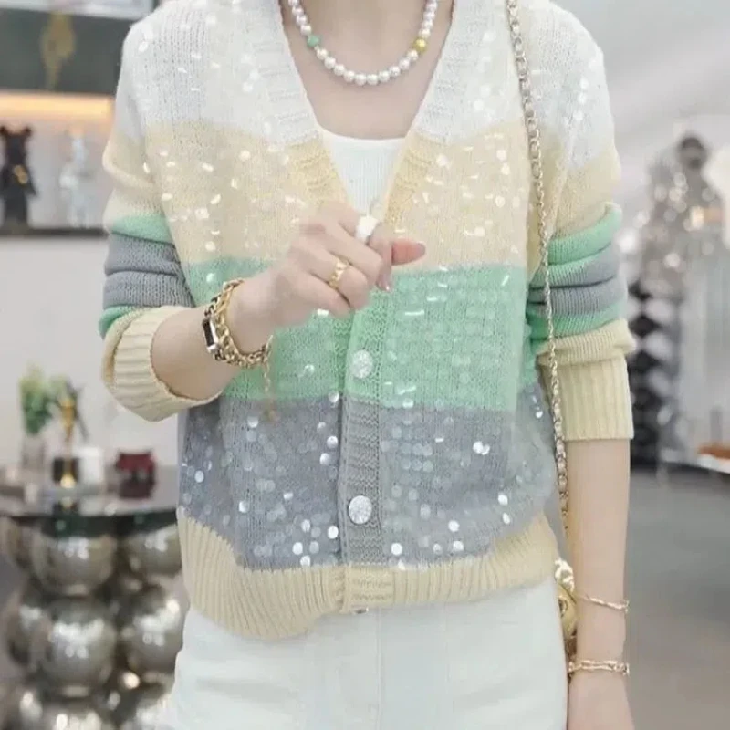 2024 Fashion and Stylish Casual Sequined Knitted Sweater for Spring Fashion All-match Age Reducing Color Blocked Cardigan Tops