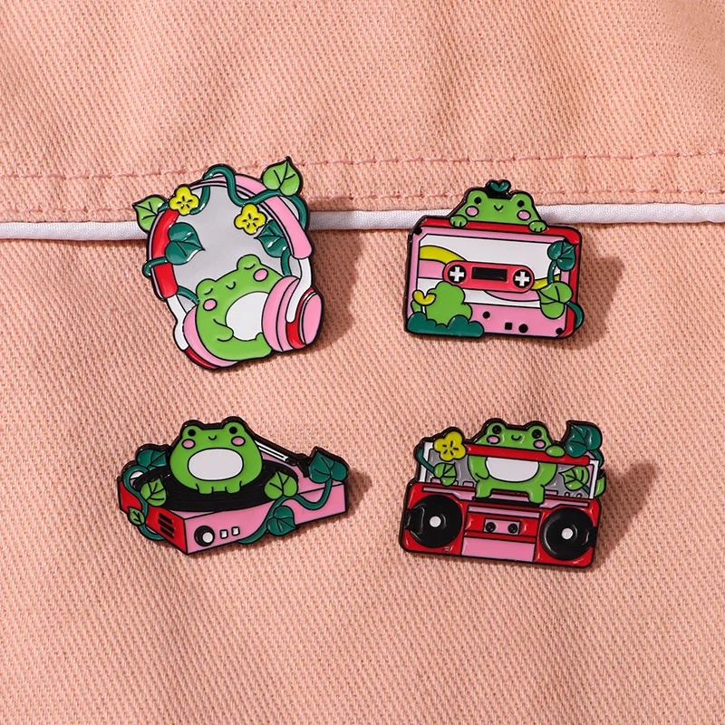 Creative Music Frog Collection Enamel Brooches Plant Radio Tape CD Player Earphone Shaped Pins For Backpack Bag Wallet Jewelry