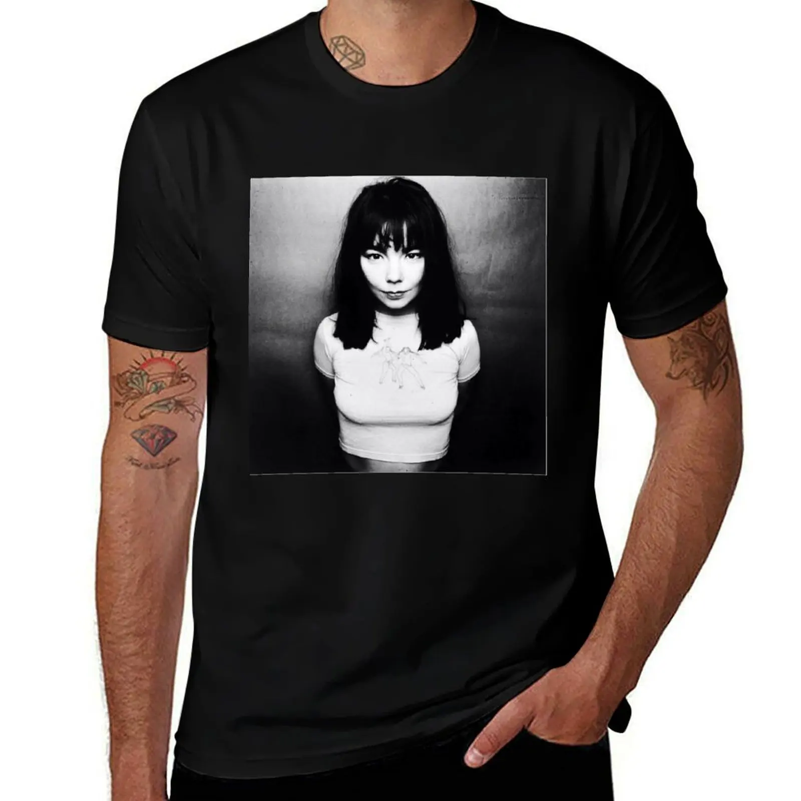 BJORK T-Shirt Breathable Travel T-Shirt