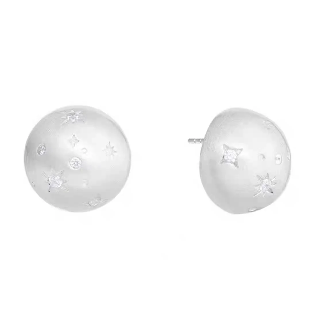 Small Niche Design Metal Semi-Circular Brushed Earrings 2024 Christmas Party Fashion Jewelry Unusual Ear Accessories For Women