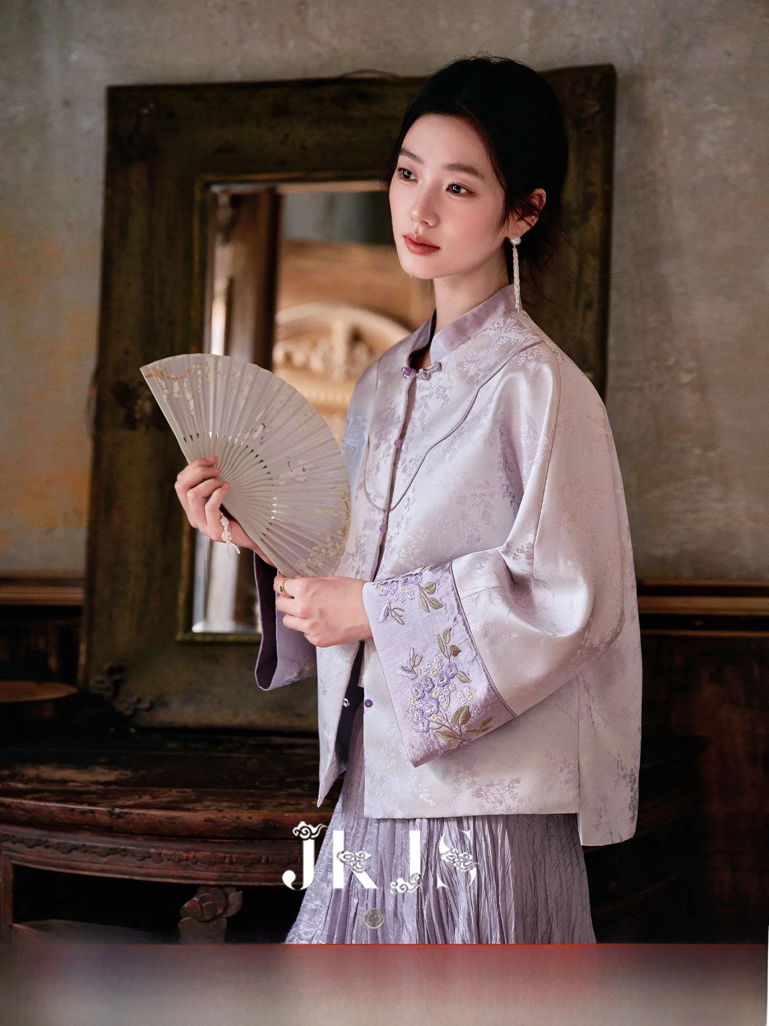 

Ele Women's Gold Tead Embroidered Jaet New Chinese Sle Autumn Winter High Quali Feeling Stand Fit Polyester Fiber