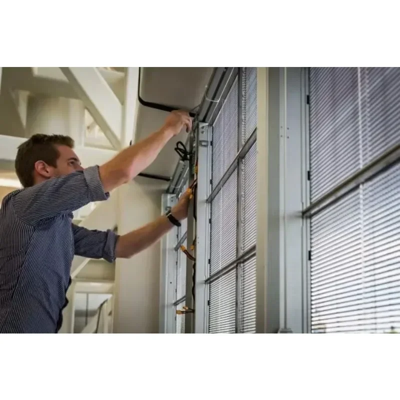 High Performance Ultra Thin Clear Screen P5 P6 P8 P10 HD Transparent Led Display For Retail Stores