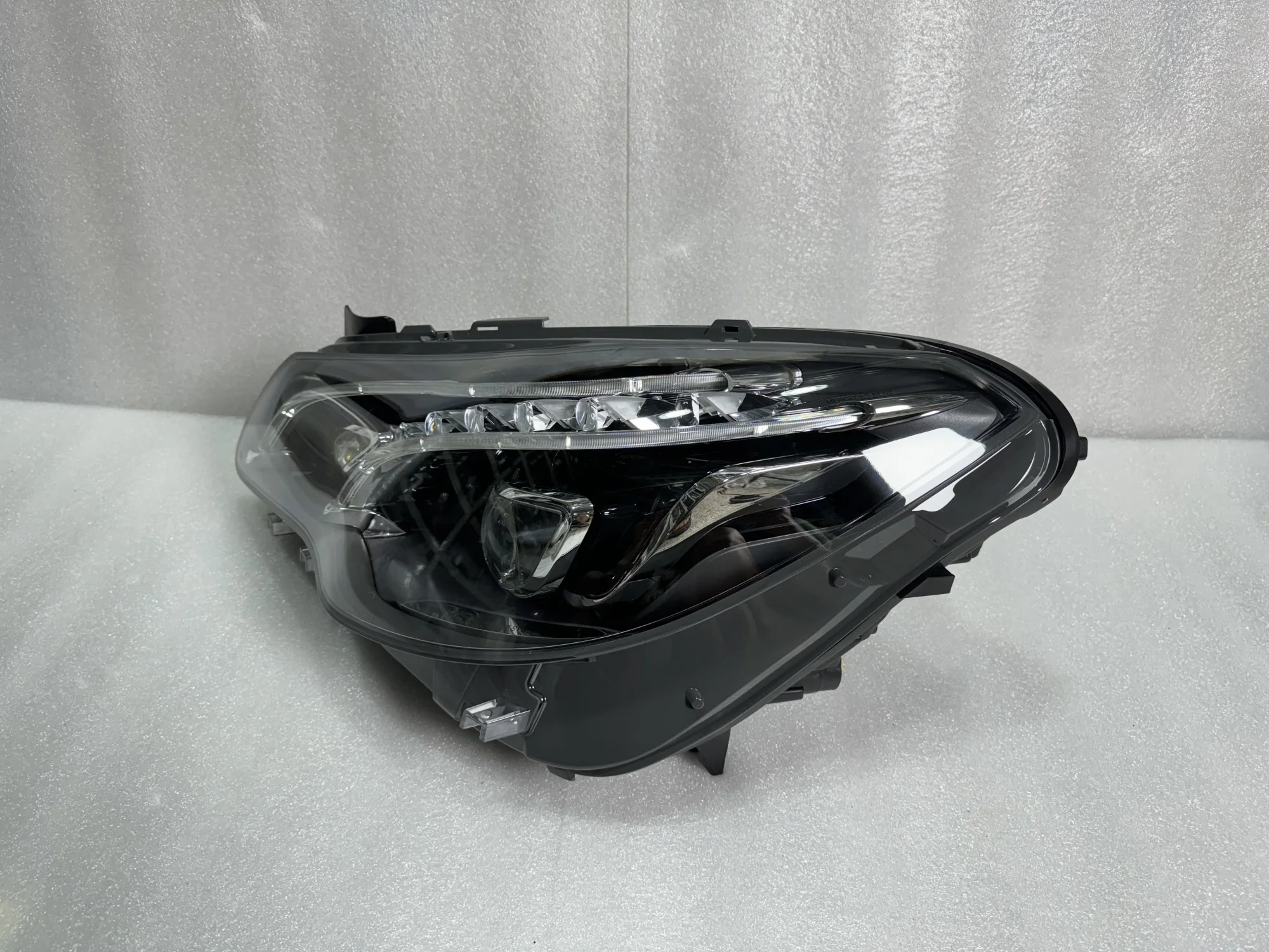 High quality headlights suitable for Mercedes Benz E-Class W207 LED headlights 2013-2016 lighting system W207 LED headlights