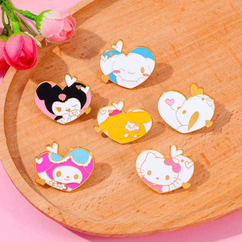 

Kawaii Hello Kitty Metal Badge Cute Cartoon Love Shaped Alloy Brooch Women Supplies Desktop Decoration Student Gift Wholesale