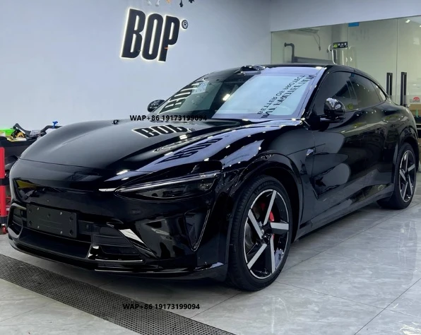 

High-grade TPU Material Invisible Car Jacket Full Paint Surface Anti-scratch Repair Protective Film