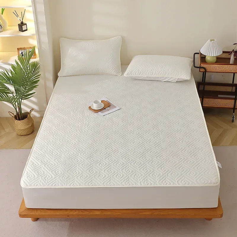 Explosive padded waterproof mattress three-piece set single-piece mattress mattress protective cover urine-proof sheet wholesale