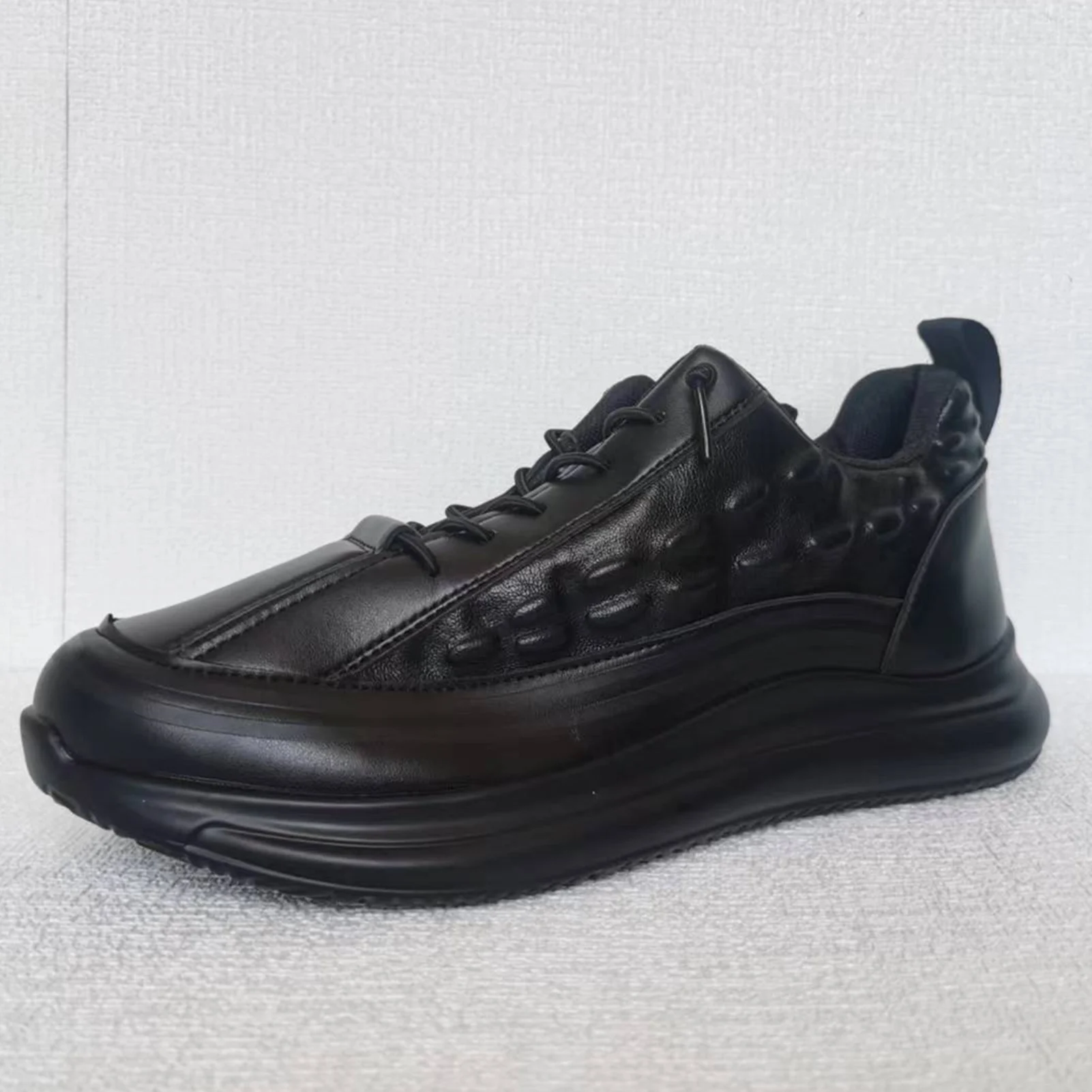 

Men's Neutral Running Shoe with Anti-slip Sole Cushion Bottom Shoes for Father Boyfriend Husband