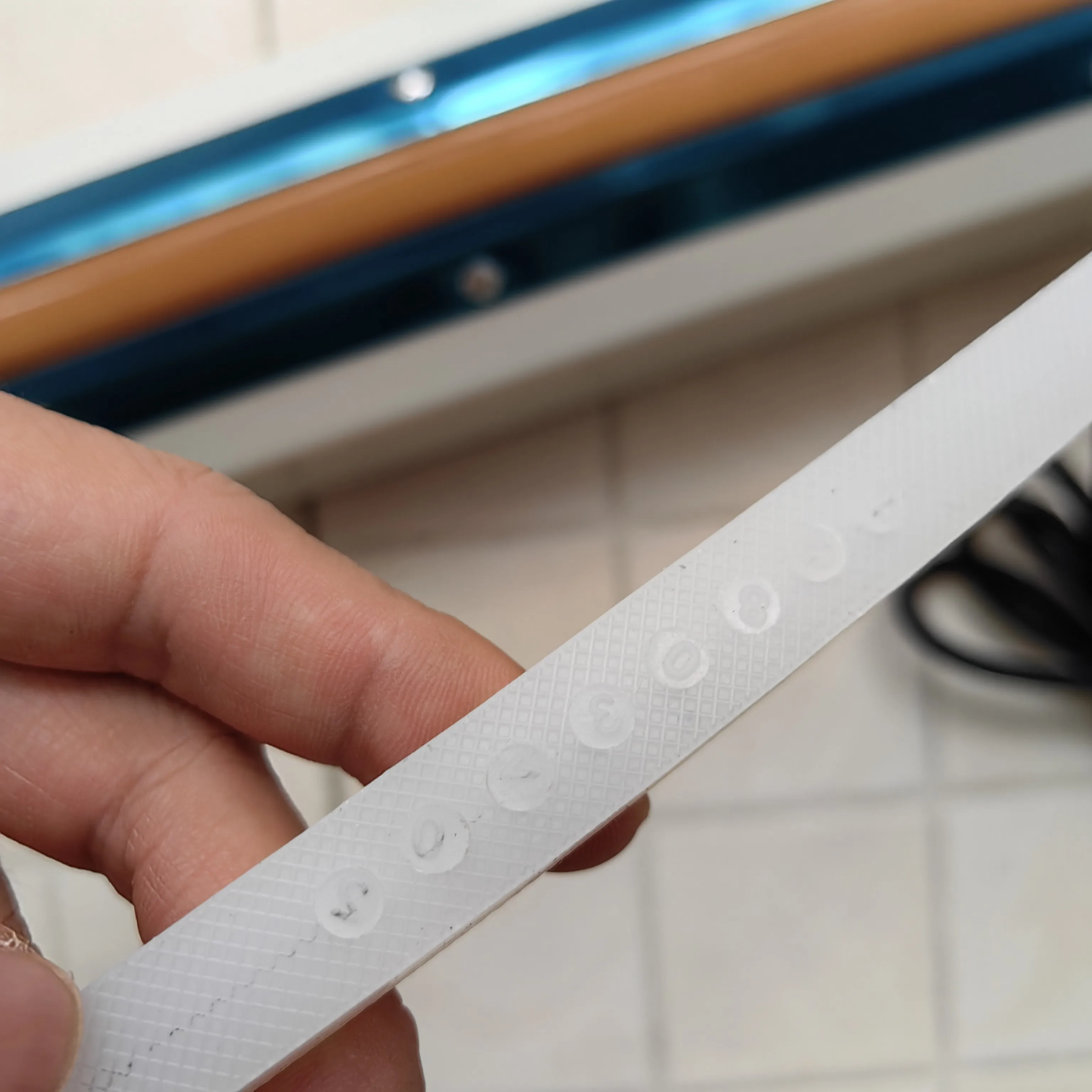 Manuale Impulse Sealer Calore Sacchetto di Plastica Sealer Con La Data Della Muffa di Tenuta Della Macchina Della Cassa Del Metallo 8 millimetri di