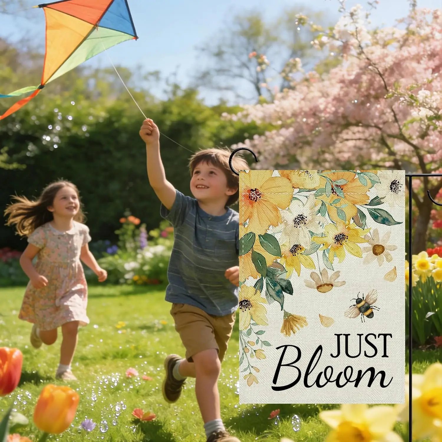 Spring Summer Floral Bumble Bee Decorative Garden Flag, Just Bloom Yellow Flower Honeybee Small Yard Outside Decorations, Wa PPM