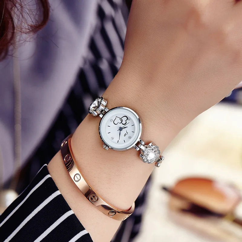 

New Korean Style Fashionable Women's Watch Women's Brand Fashion Compact Rhinestone Fashion Student Watch for Daily Life