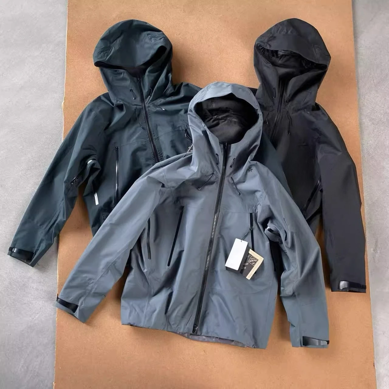 GDW GTX PRO 3L Outdoor Hiking Windproof Waterproof Breathable Jacket