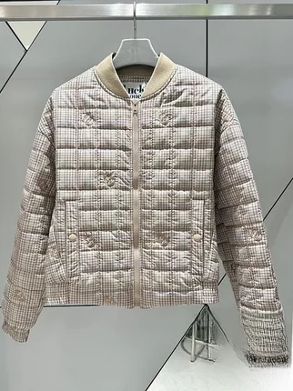 

Fashionable Short Warm Color Block Winter Jacket 2025 New Arrival Lucky Home Women's Cotton Coat Long Sleeve Zipper Plaid Pat...