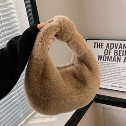 Fur Women's Small Half Moon Bag Luxury Warm Plush Wrist Bags for Women Fashion Furry Short Handle Clutch Cute Ladies Coin Purses