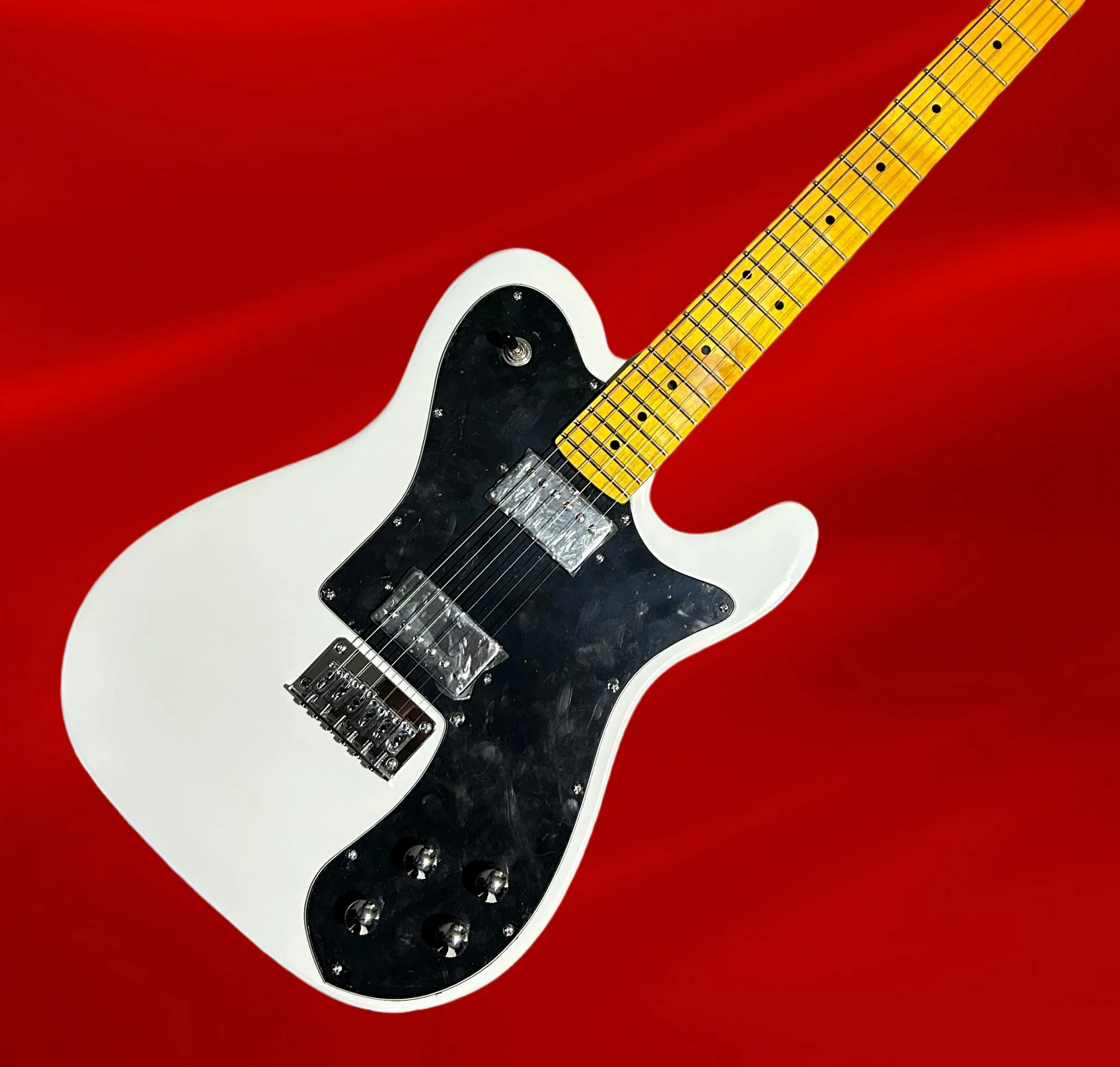 

Новая гитара 2026 года: заводская кастомизация, приятное ощущение при игре и отличный тембр