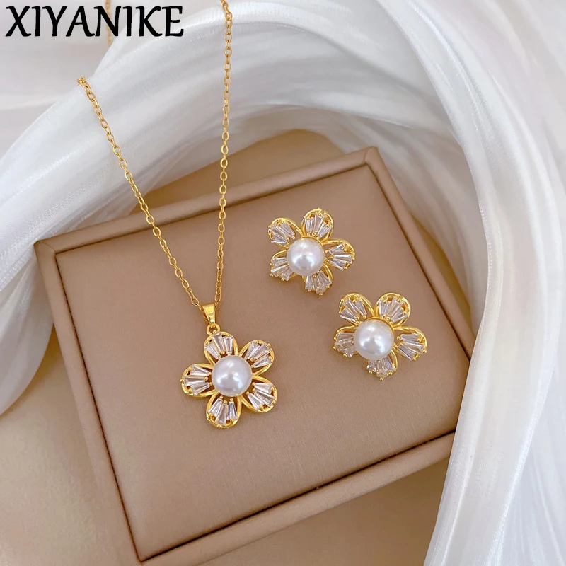 XIYANIKE 316l Stainless Steell Necklace Earring Set  Exquisite Luxury Pearl Crystal 5-Leaf Flower Clavicle Chain Ear Studs Group