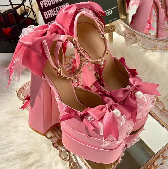 

2025 New French Lolita Lace Bow Pink High Heels Pearl Chain Thick Heel Waterproof Table Pink Sweet Girl Mary Jane Single Shoes