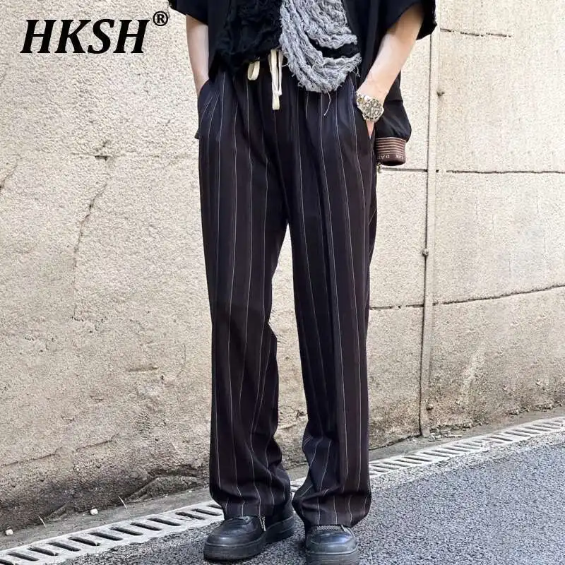 

HKSH Thin Striped Spring New Trendy High Waisted Casual Straight Leg Floor Length Wide Leg Suit Pants Men Elastic Waist HK4195